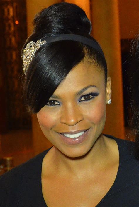 mia long|Nia Long